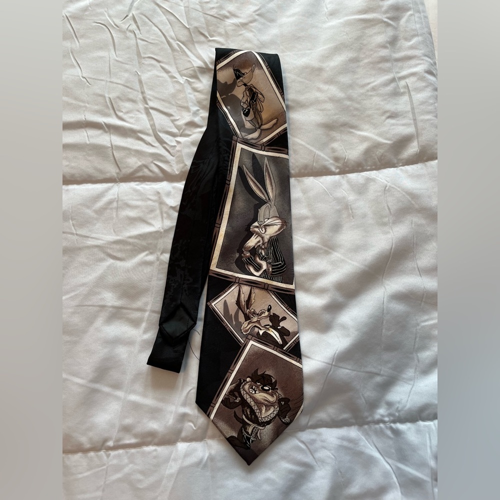Looney tunes tie